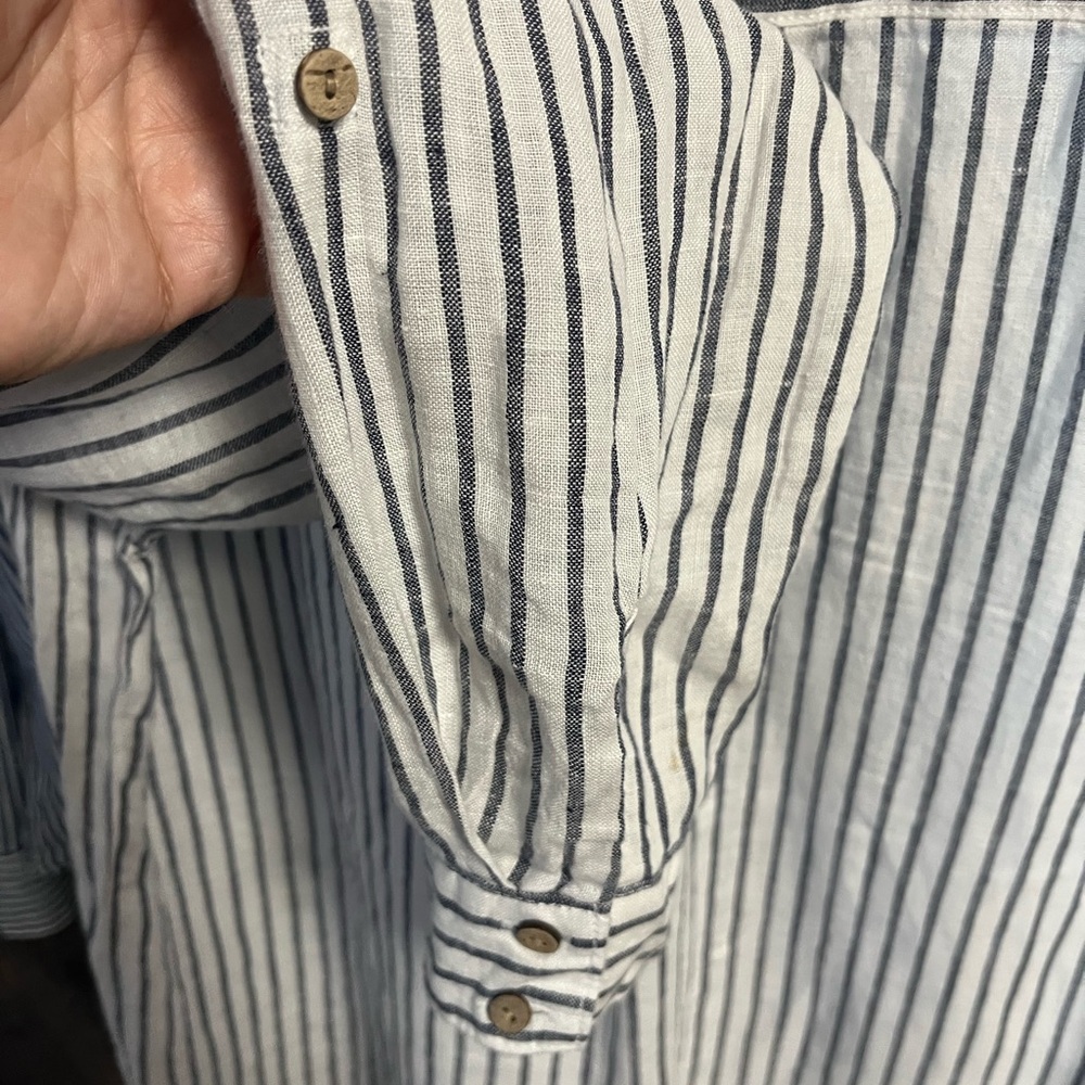 Tahari 100% Linen Blue and White Striped Shirt Button Up Shirt Size  XL - Picture 14 of 16